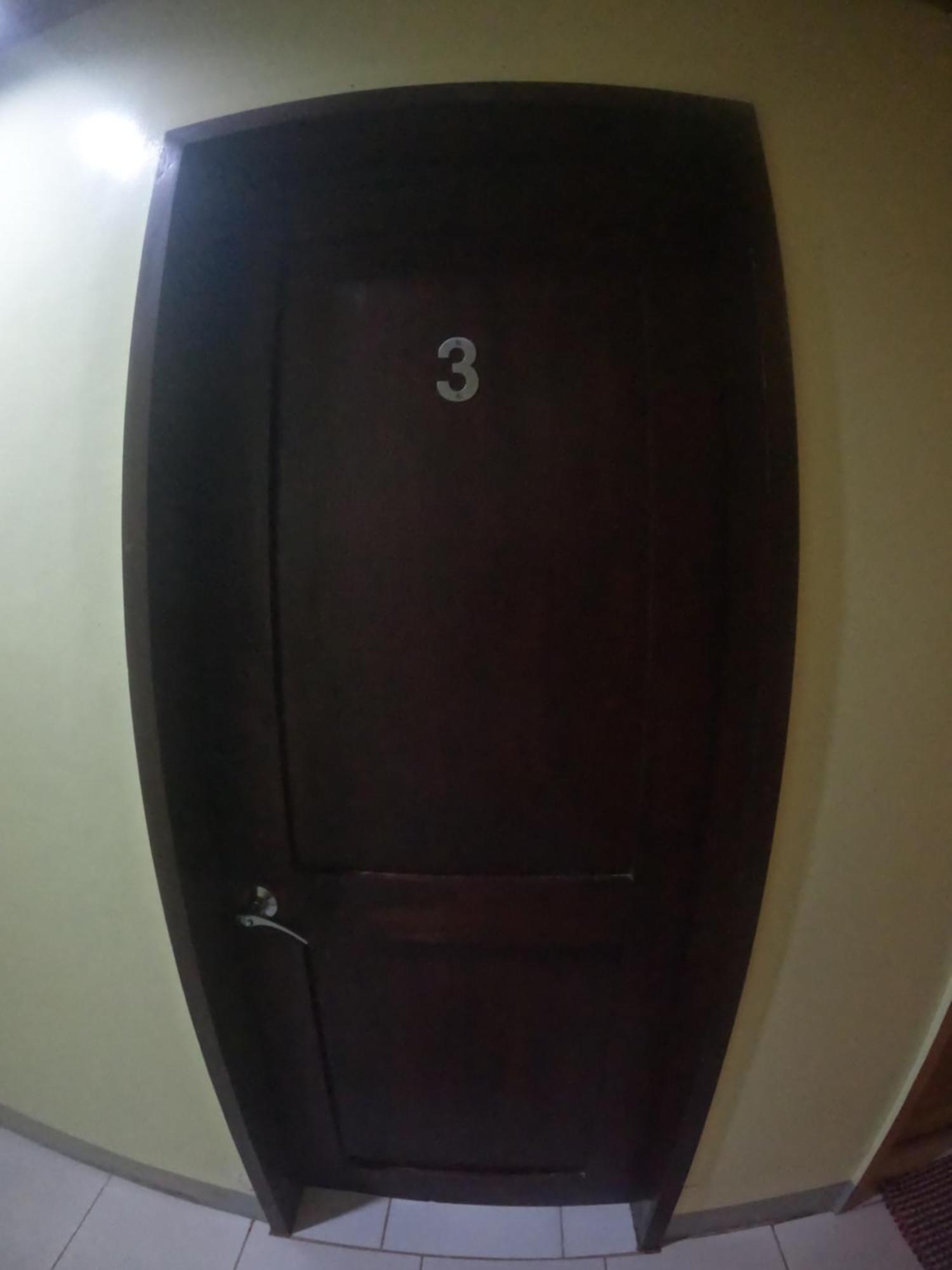 Edgar'S Guest House Моалбоал Стая снимка