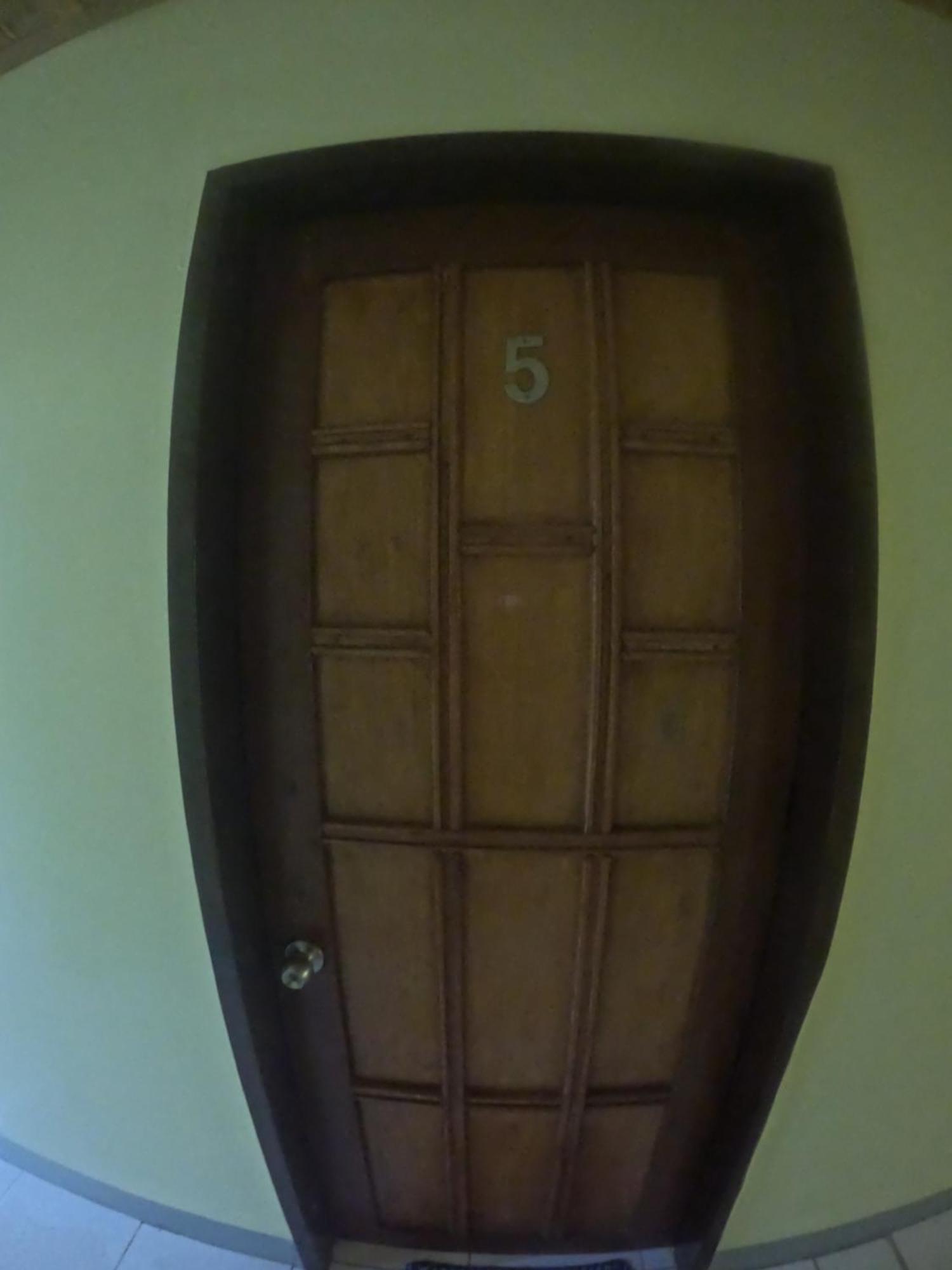 Edgar'S Guest House Моалбоал Стая снимка