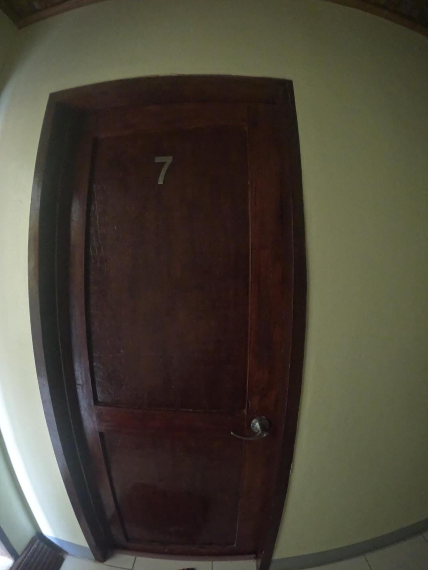 Edgar'S Guest House Моалбоал Стая снимка